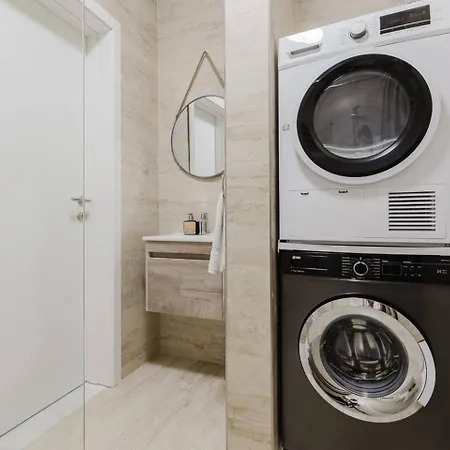 Mellieha 1bed With Outside Terrace By Homely! *