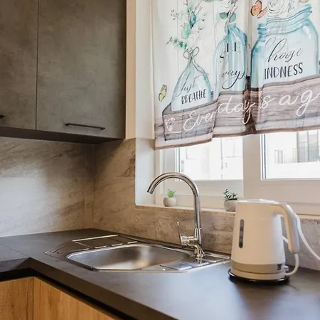 Mellieha 1bed With Outside Terrace By Homely! Apartament Ix-Xaghra ta' Barra